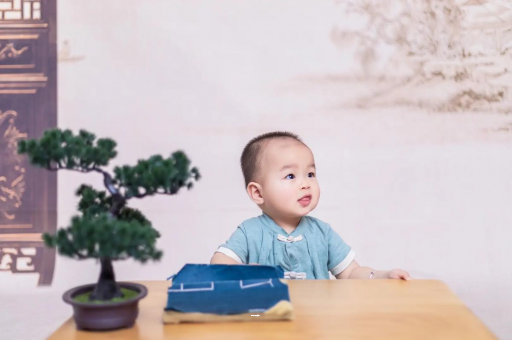 鹤壁孕妇几个月有反应
